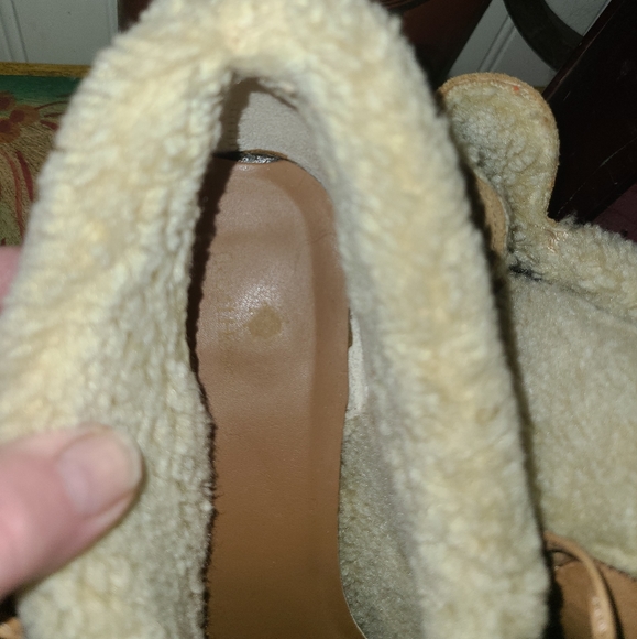 Ruff Hewn "Willow" Heeled Booties w/ Sherpa lining - Picture 7 of 8